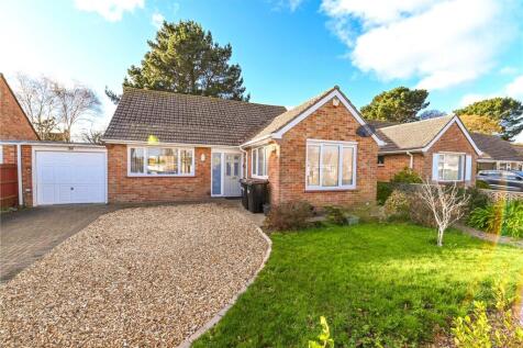 New Milton, BH25 - property photo