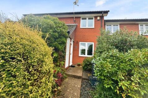 Hunters Close 13.jpg