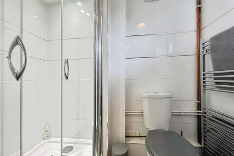 4aebe68f-WhatsApp...