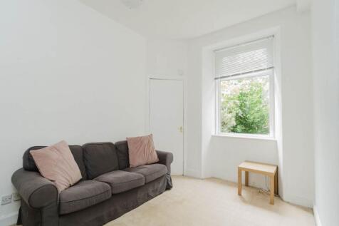 5(Flat2)SmithfieldSt