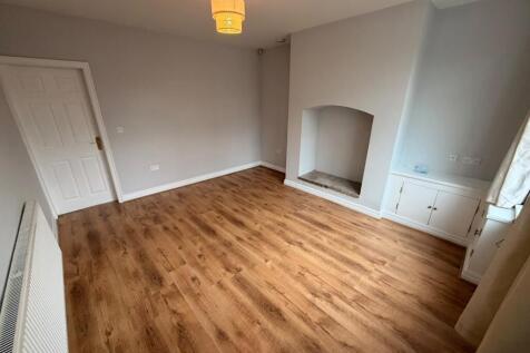 Catherine Street West, Horwich, Bolton, Greater Manchester, BL6 photo 4