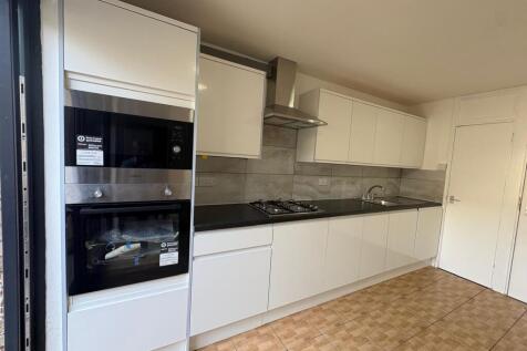 Overbury Street, London, E5 photo 3