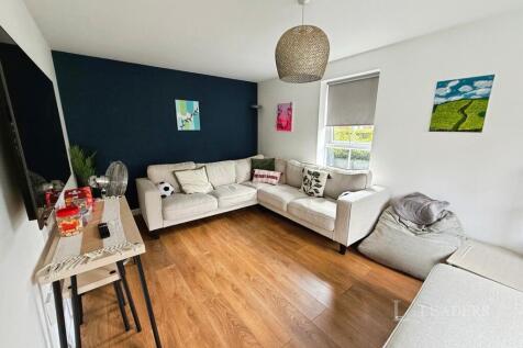 Selsby Close, NG8 photo 3