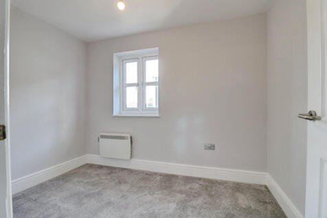 Eastwood Road, Rayleigh, SS6 photo 4