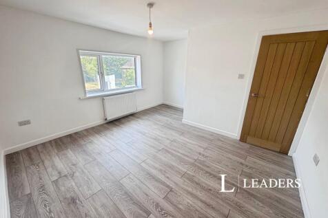 London Road, Chesterton, Newcastle, ST5 photo 3