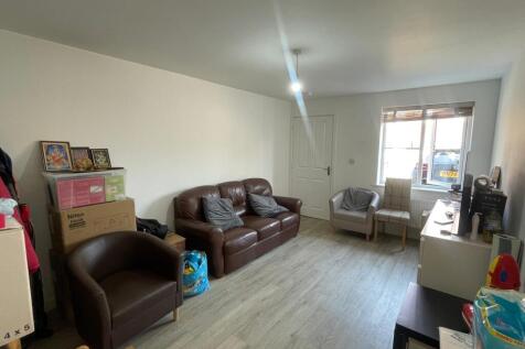 Buller Close, Kettering, Northamptonshire, NN15 6SH. photo 4