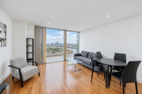 1-bed flat on Landmark East Tower, Marsh Wall, E14, £2,578/mo