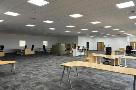 B2 Office Space 2.jpg