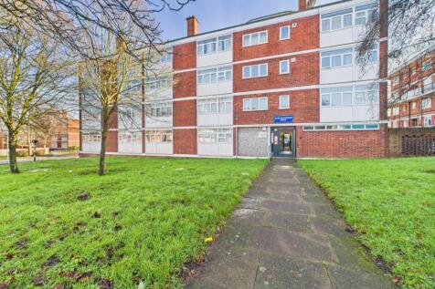 CAM03779G0-PR0342-STILL007