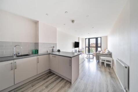 Kitchen / Living Room