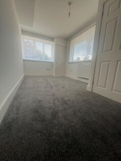 1 bedroom Ground Floor Flat for rent