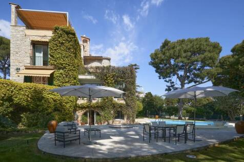 swimming-pool-luxury-estate-cap-ferrat