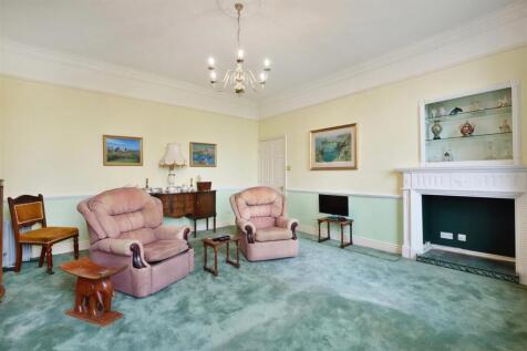 Flat 5 Putley Court Putley (27).jpg