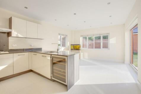 1 Froxfield Way, HP11 1GR-9.jpg