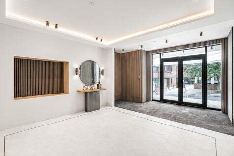 Atelier Yard show home