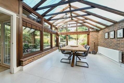 Davidson Frost-Wellings, DFW, Clamp Hill, Stanmore