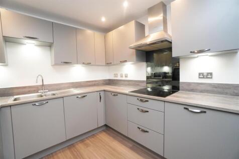 Lanfine Drive, Kirkintilloch photo 4