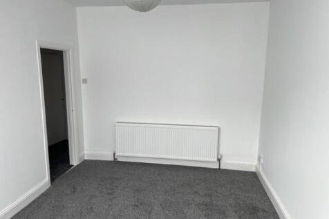 Westminster Drive,  Westcliff-on-Sea, SS0 photo 3