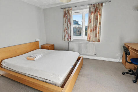 Hesper Road, Colchester, Essex photo 3