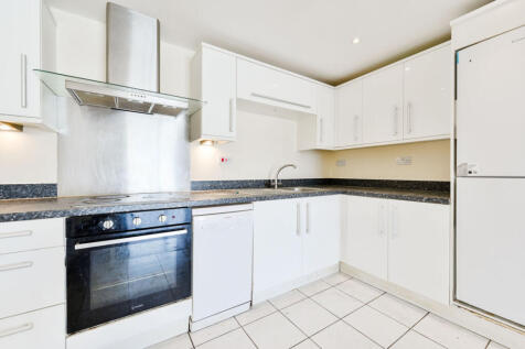 Uxbridge Road, West Ealing, London, W13 photo 4