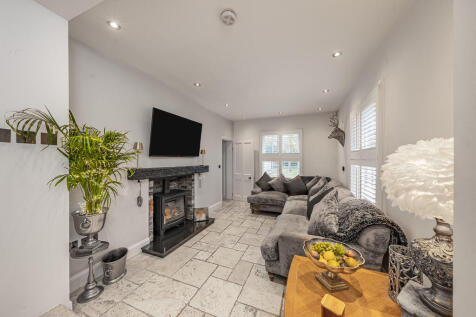 Photo Dec 08 2025...