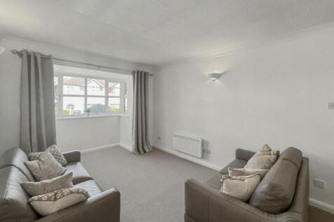 Flat 4 St Andrew¿s Court, 49 Dukes Ave, New Malden, Surrey KT3 4JF