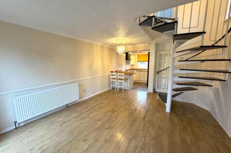 Pampas Close, Stratford-Upon-Avon photo 4
