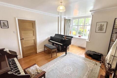 First Floor Accommodation