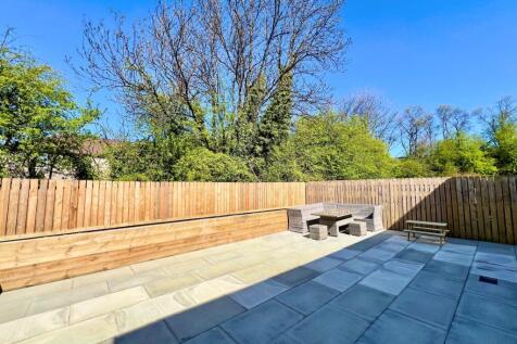 Colville Crescent, Glengarnock rear garden photo