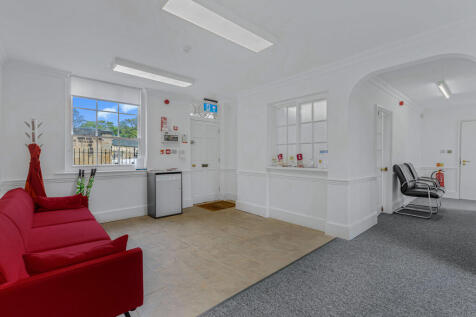 Office to rent Image 12