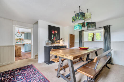 1315174-3-685c1b1...