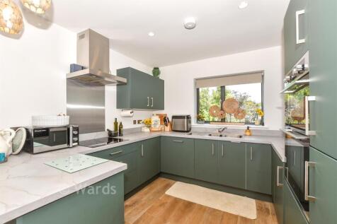 Kitchen/Dining Area