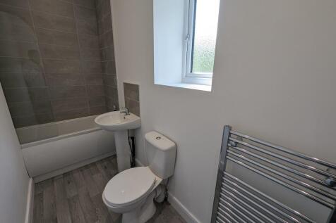 Leeds Road, Bradley photo 5