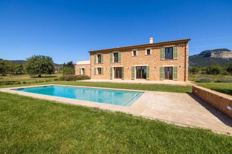 Exterior and Pool (4