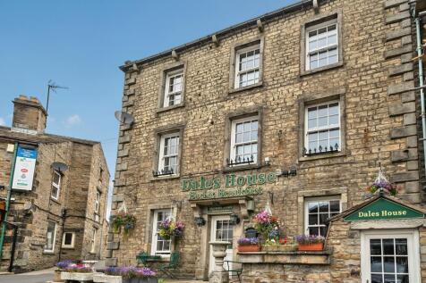 Front Elevation Dales House EweMove Skipton &amp; The 