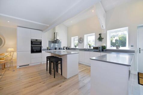 Kitchen/living room: