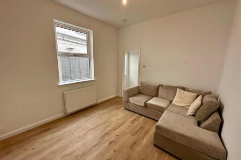 PHOTO-2025-10-02-16-09-01 5.jpg