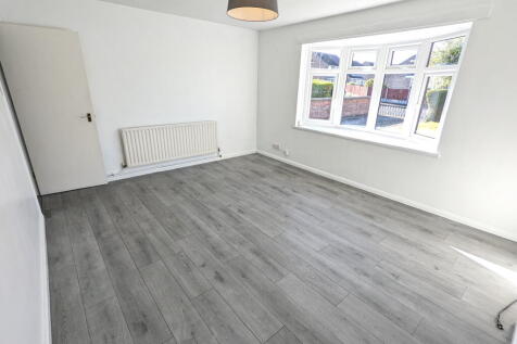 Fourth Avenue, Grantham, NG31 photo 2