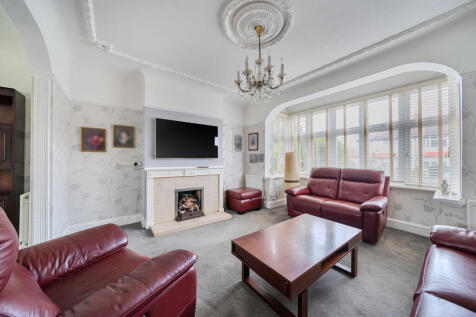 1418914-2-699c482...