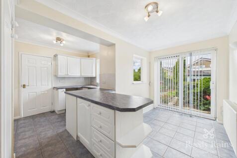 Rookery Avenue, Appley Bridge, Wigan, Greater Manchester, WN6 photo 4
