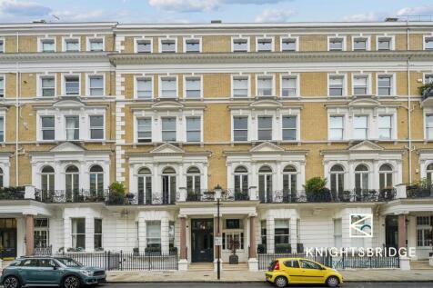 De Vere Gardens (17).jpg