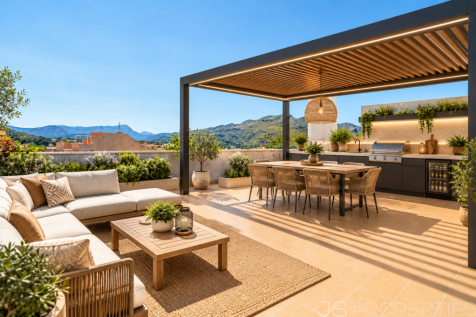 For Sale: Beautiful Penthouse Apartment with Lift in Puerto Pollensa