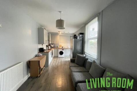 Kitchen and lounge