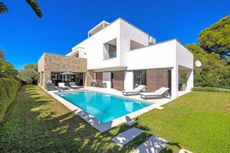 01 santa ponsa Moderne Villa mit besonderem Wohngefuehl kaufen