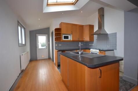 Station Road, Burnham-On-Crouch photo 4
