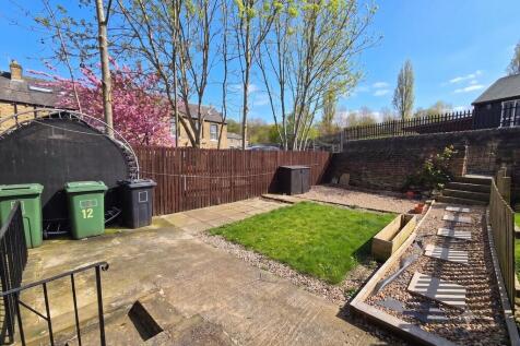 Dorset Street, Birkby photo 3