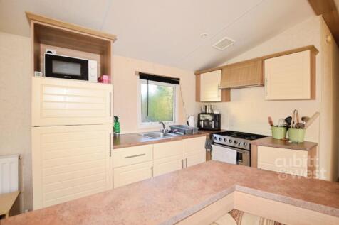 Nursery Lane Cuckfield RH17 photo 4