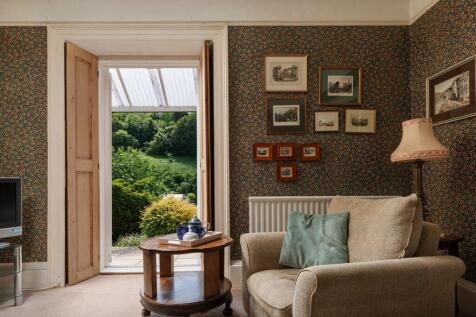 Sitting Room, The Manse, 22 Ford, Dartmouth
