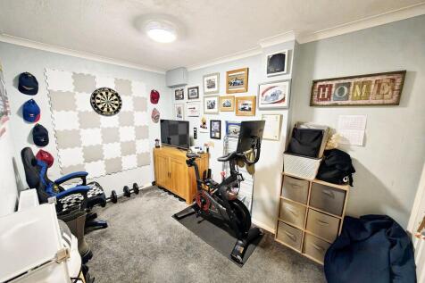 Store Room /  Reception / Study