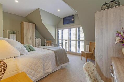 Principal Bedroom Suite